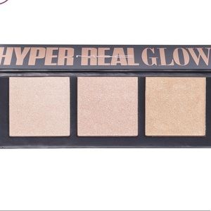 MAC Hyper Real Glow in Flash + Awe